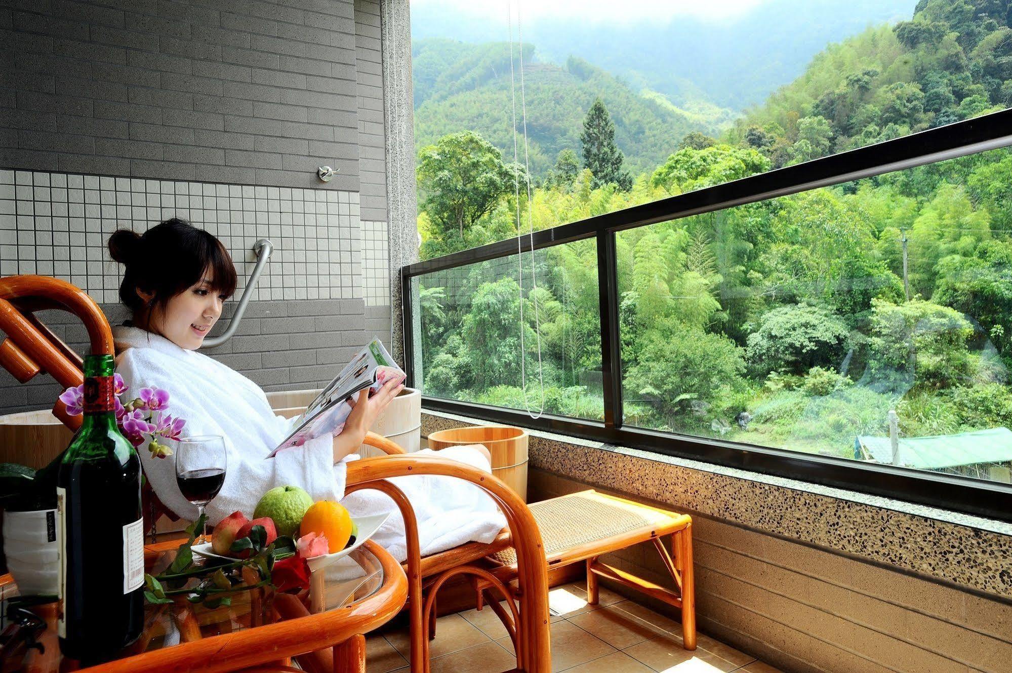 Shante Hotel Shitou Lugu Lake Exterior photo